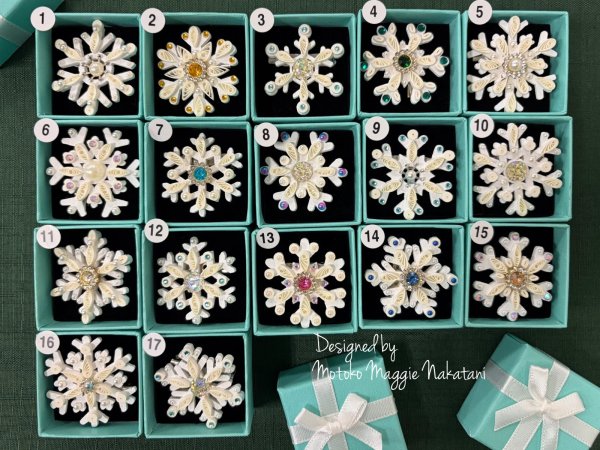 画像1: ●雪の結晶ブローチ● 完成品 (1)